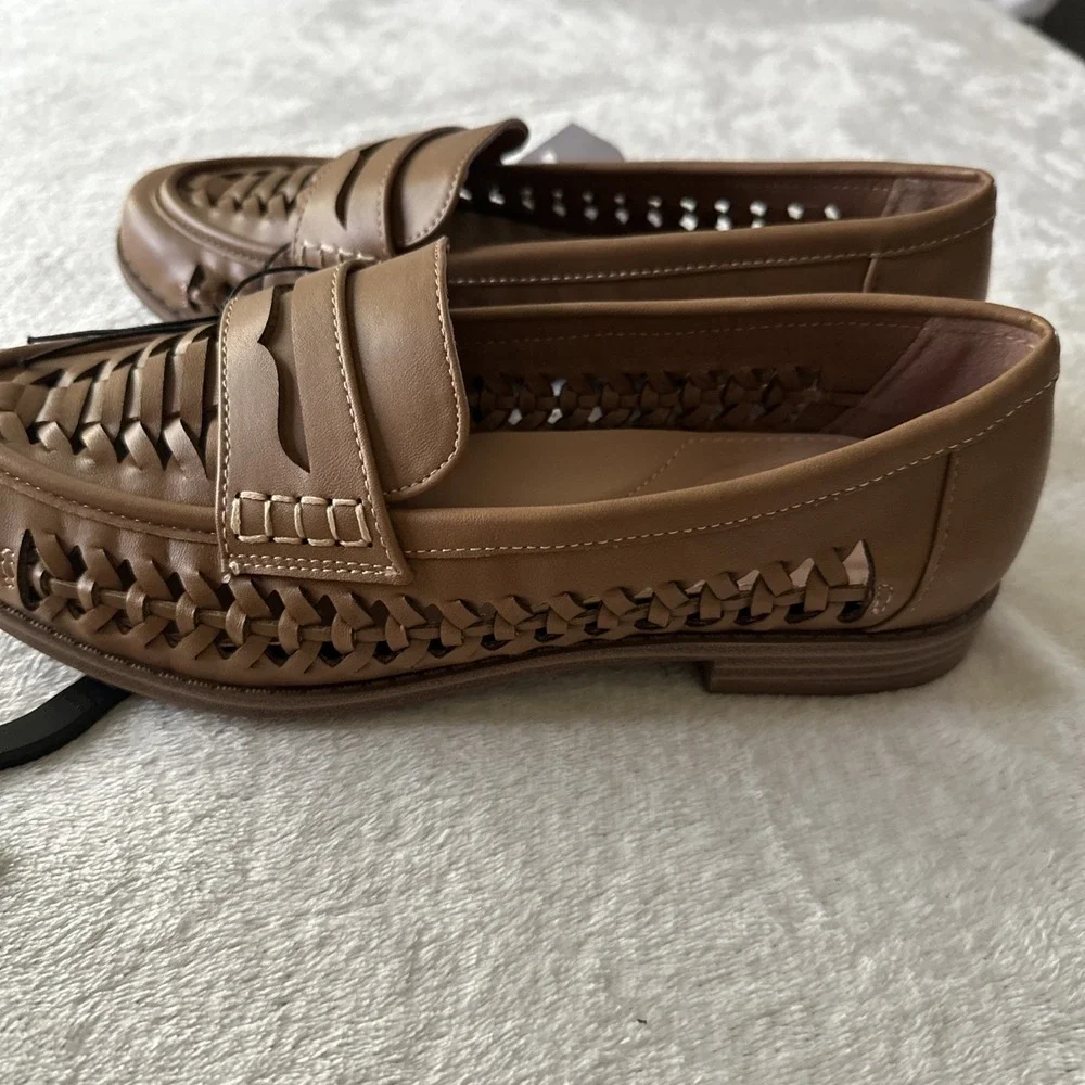 Time and Tru Brown Loafers - Picture 11 of 13